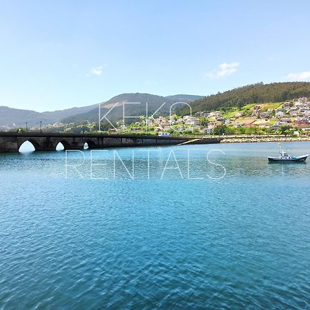 Yellow House Viveiro Ngoại thất bức ảnh